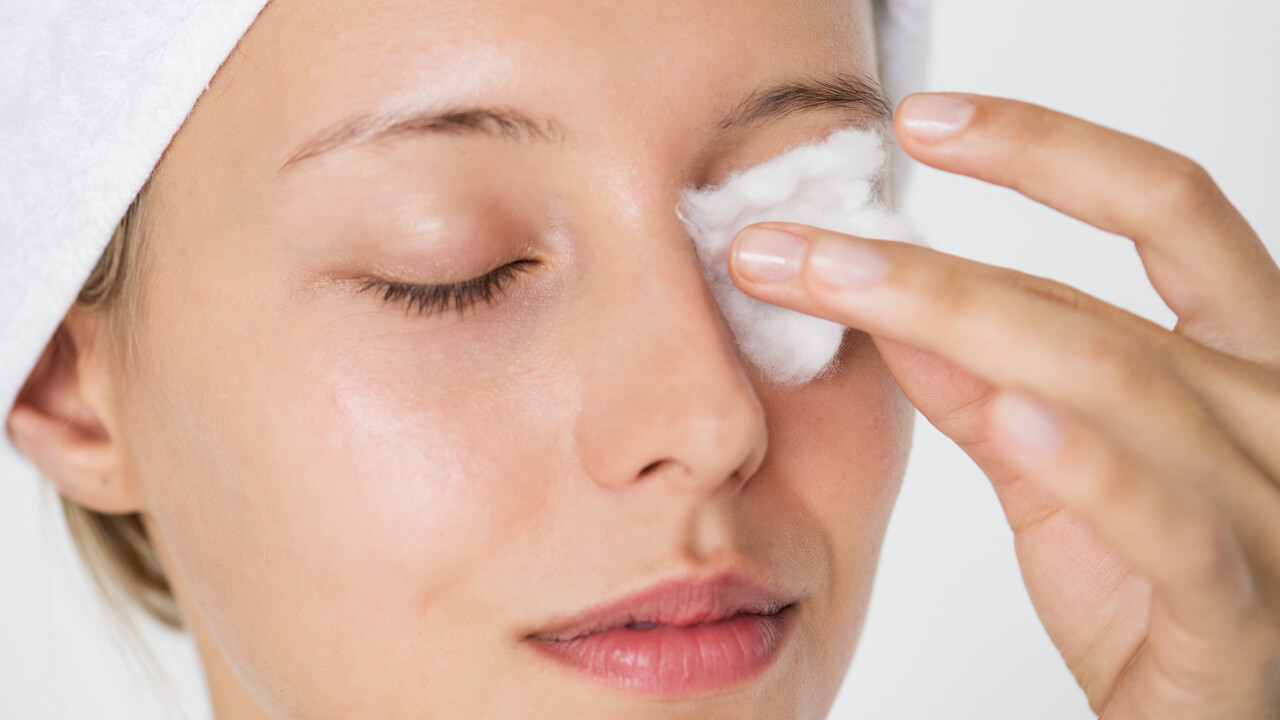 https://sonyadakar.com/collections/best-skincare-products-for-oily-skin
